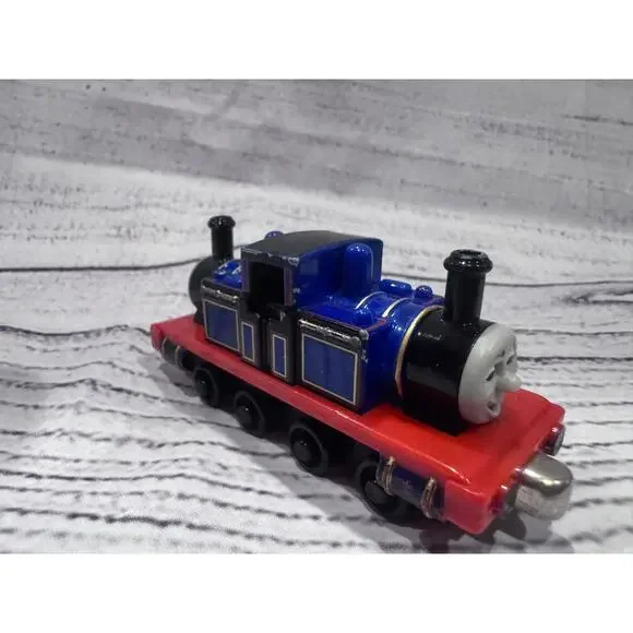 Thomas the Train Mighty Mac Take-Along Diecast - Picture 3 of 7